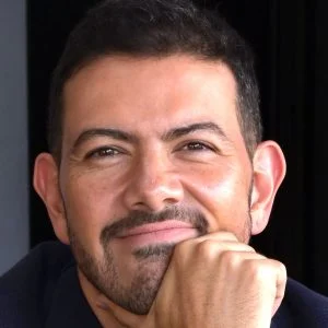 Close-up-2-r19id753gakzsosmo6wqm9ptytrzldryjer0y8062g